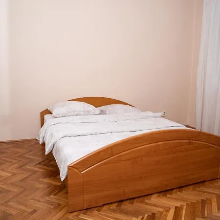 Lovely One Bedroom Apartment Nove Zamky Exterior photo
