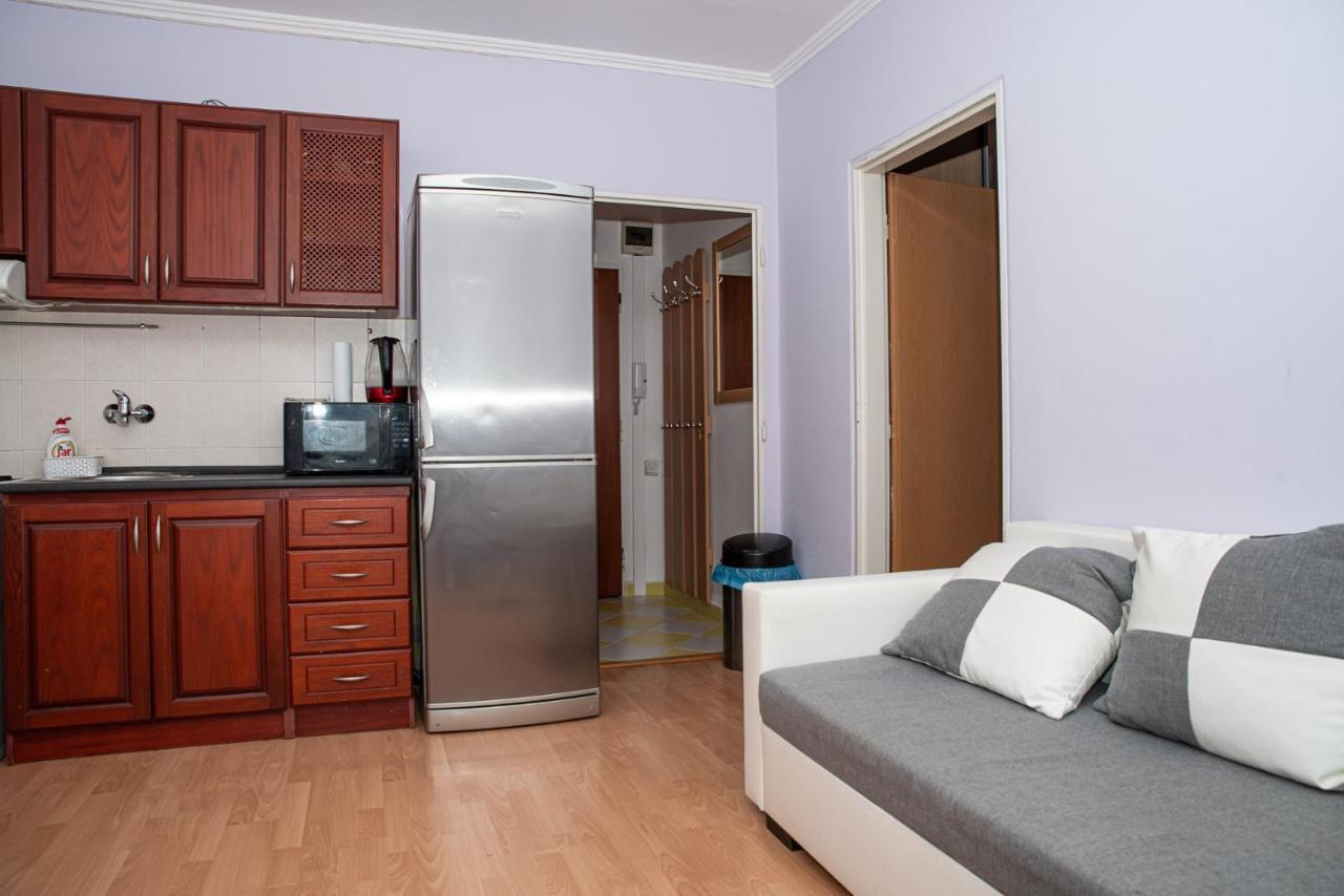 Lovely One Bedroom Apartament Nové Zámky