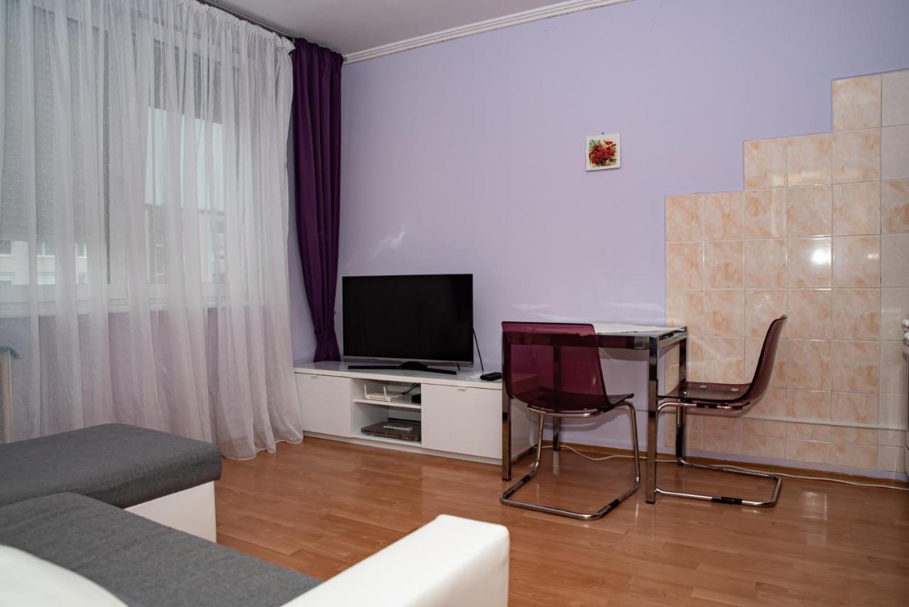Lovely One Bedroom Apartament